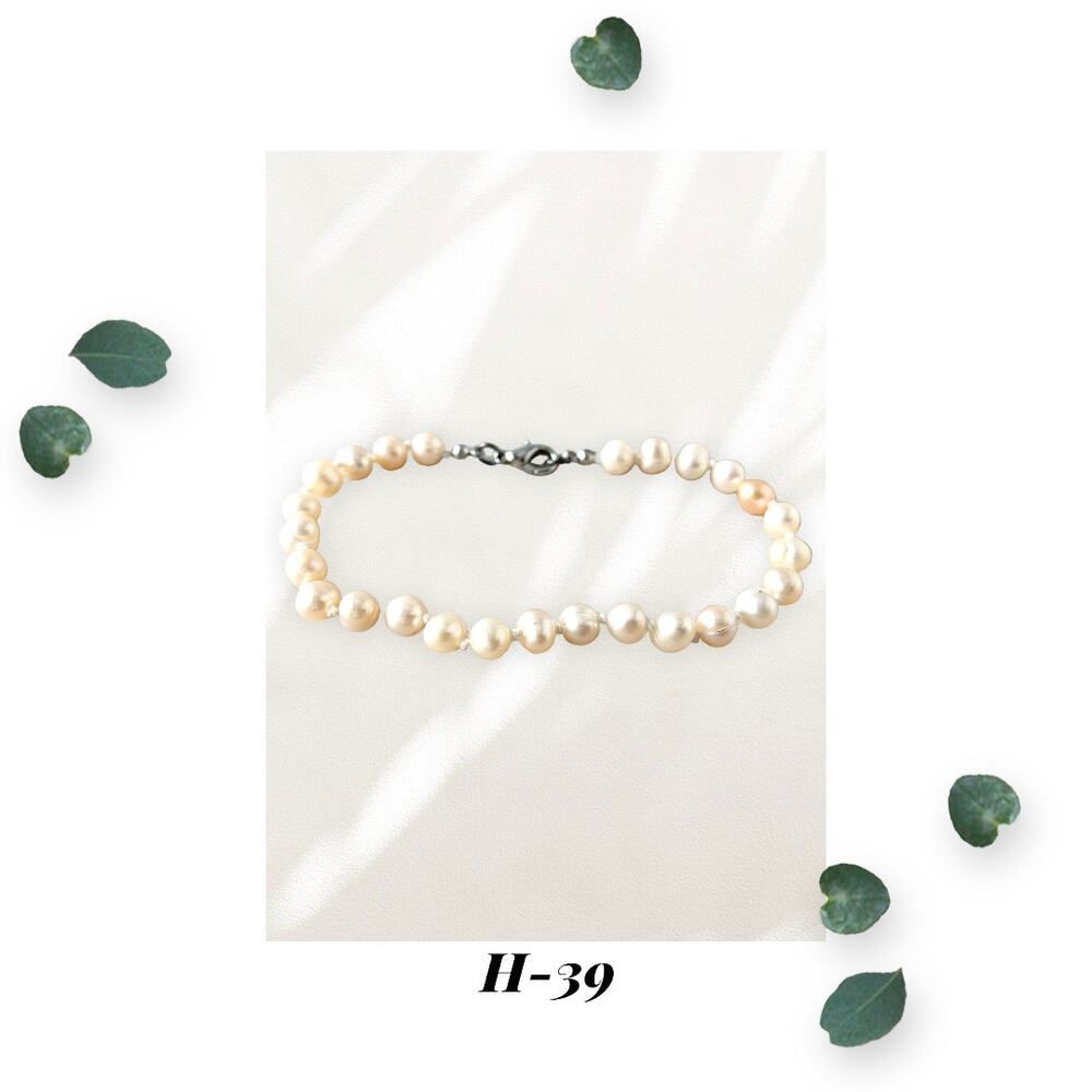 Peach - Knotted Cultured Freshwater Pearl Bracelet